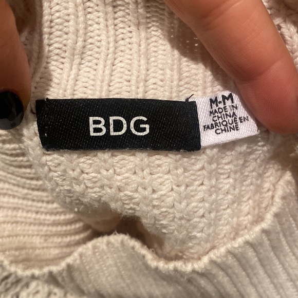 Oversized cream knit sweater - Picture 3 of 3